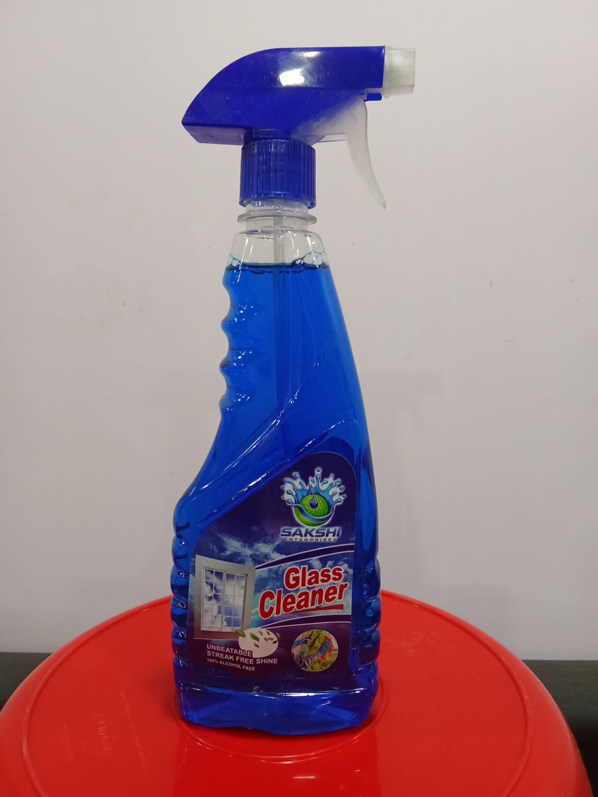Sakshi Glass Cleaner
